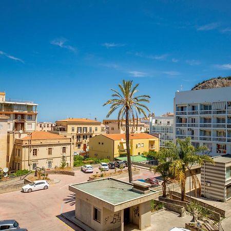 Queen'S House Cefalu Appartamento Vicino Il Mare Bagian luar foto